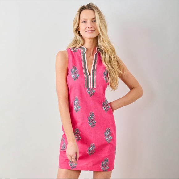 Printfresh Dresses & Skirts - NWT Printfresh Ocean View Shift Dress Size S Pink Bouquet Blossoms Linen Blend